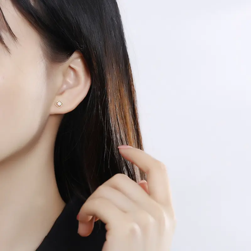 925纯银镀14k金精致复古镂空菱形澳宝耳钉百搭欧泊学生耳环