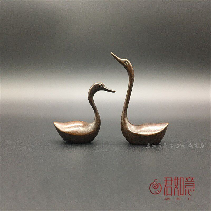包浆实心全铜小天鹅一对 迷你铜天鹅摆件爱情象征情侣铜天鹅茶宠