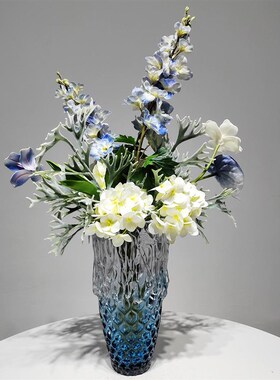 现代轻奢菱格纹玻璃花瓶客厅玄关酒店高级感餐桌蓝色仿真花艺摆件