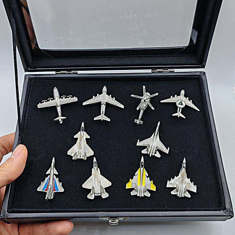 珠海航展立体飞机徽章歼20AG600歼11歼31K2000直升机胸针纪念品