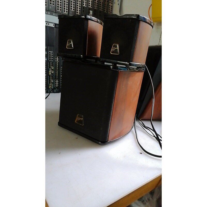 惠威 M-20W  成色如图  功能完好  便宜出售
