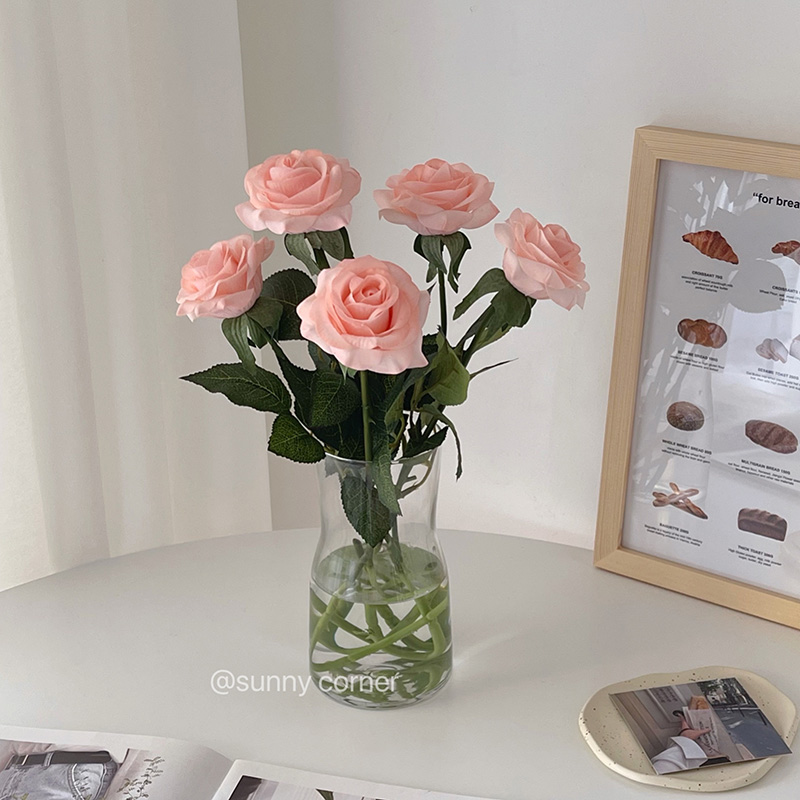 ins保湿玫瑰花仿真花客厅高档假花摆设装饰家居软装桌面花束摆件