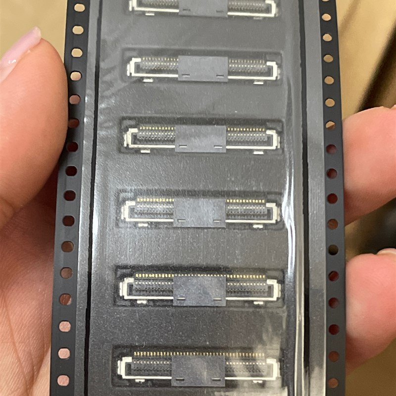 Entery 0.5间距 40P LVDS接口H1.4母座板端0921K-Y40C-00L现货