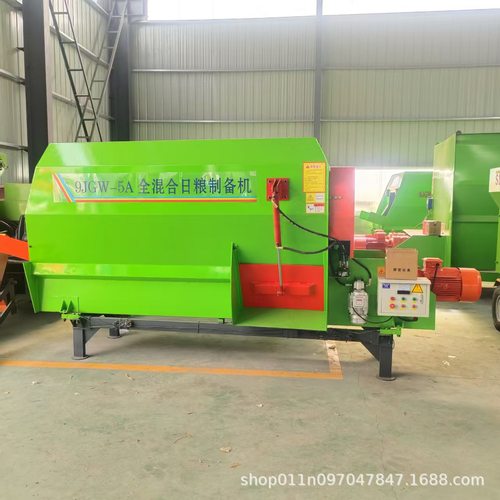 tmr牛羊草料搅拌机全日粮饲料搅拌机全自动干湿拌料一体机