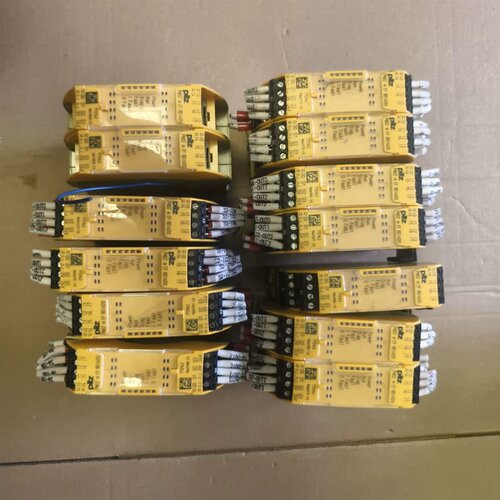 PILZ皮尔兹安全继电器PNOZ m EF 8DI4DO，型议价
