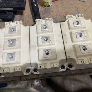 议价 上机 skm450gb12e4h4 原装