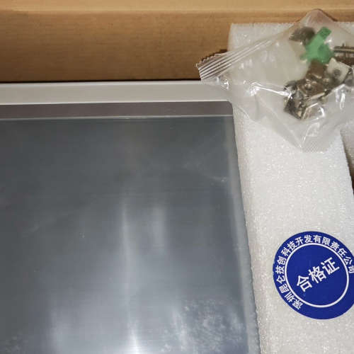 昆仑通态TPC1570Gi触摸屏，全新原装正品，内外序列号一议价