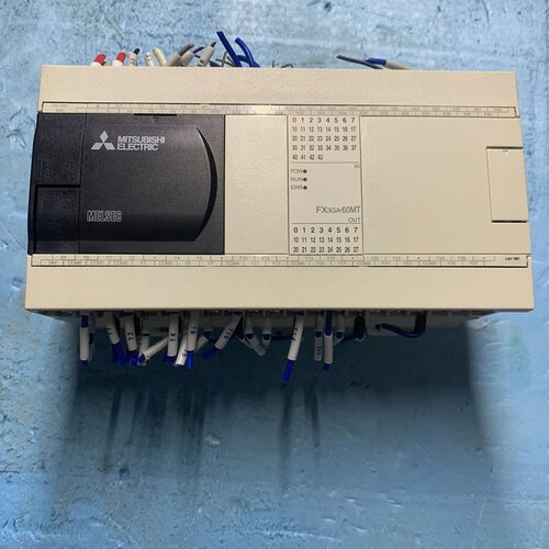 正品PLC型号FX3GA-60MT-CM成色95成新议价