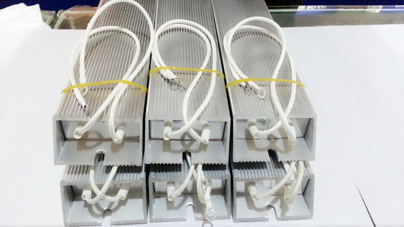 铝壳电阻刹车电阻器制动电阻400W100R400W40R400W90R150R欧欧姆