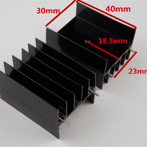 黑色铝散热器 30*25*40MM 散热片 2针 双针YB40 TO3PTO247TO220