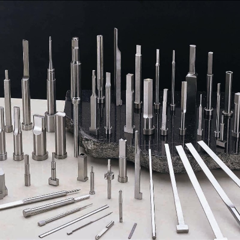 厂家定做各种非标模具顶针/镶针/冲针/司筒/弹簧/导柱