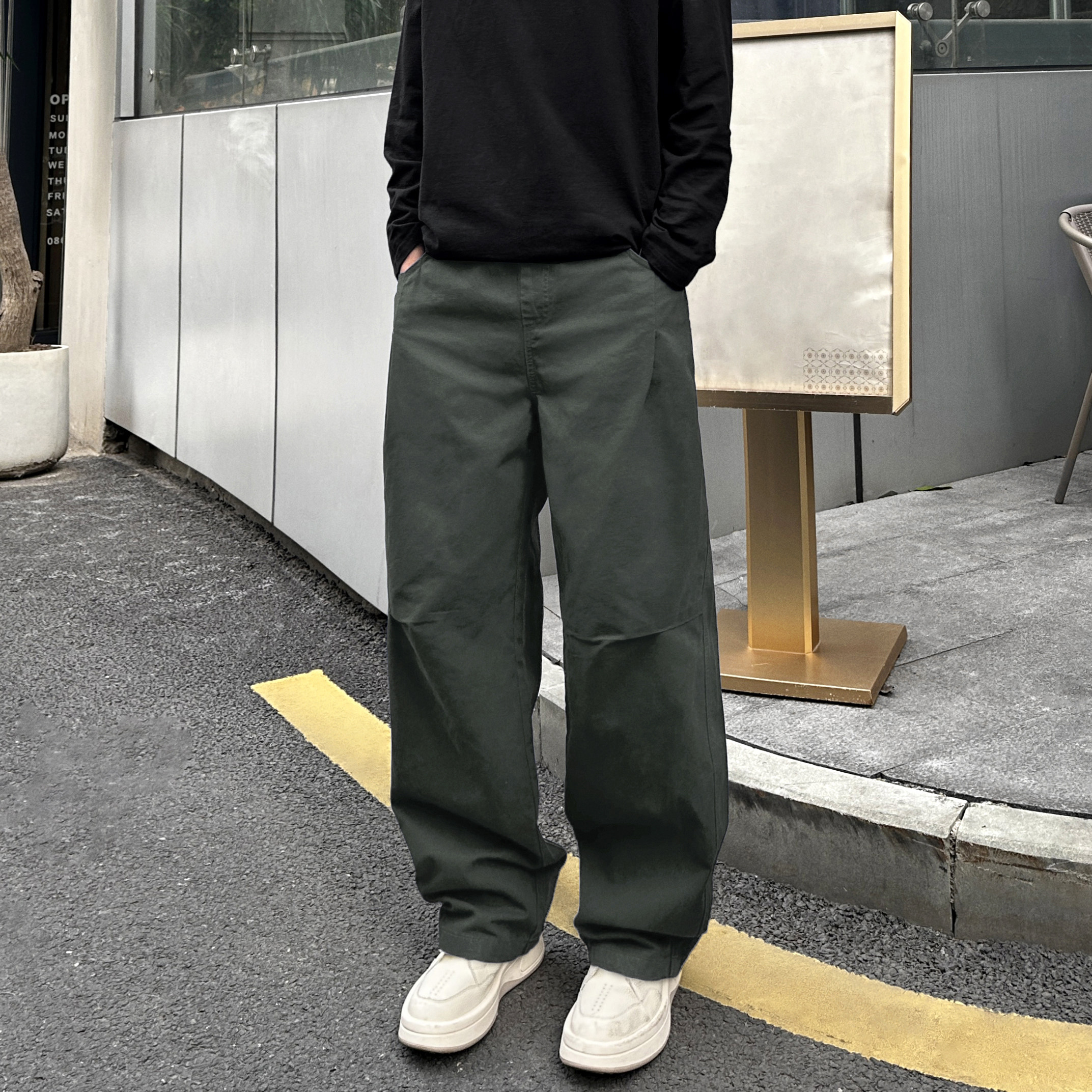 QUALCOMM军绿色褶皱伞兵工装裤