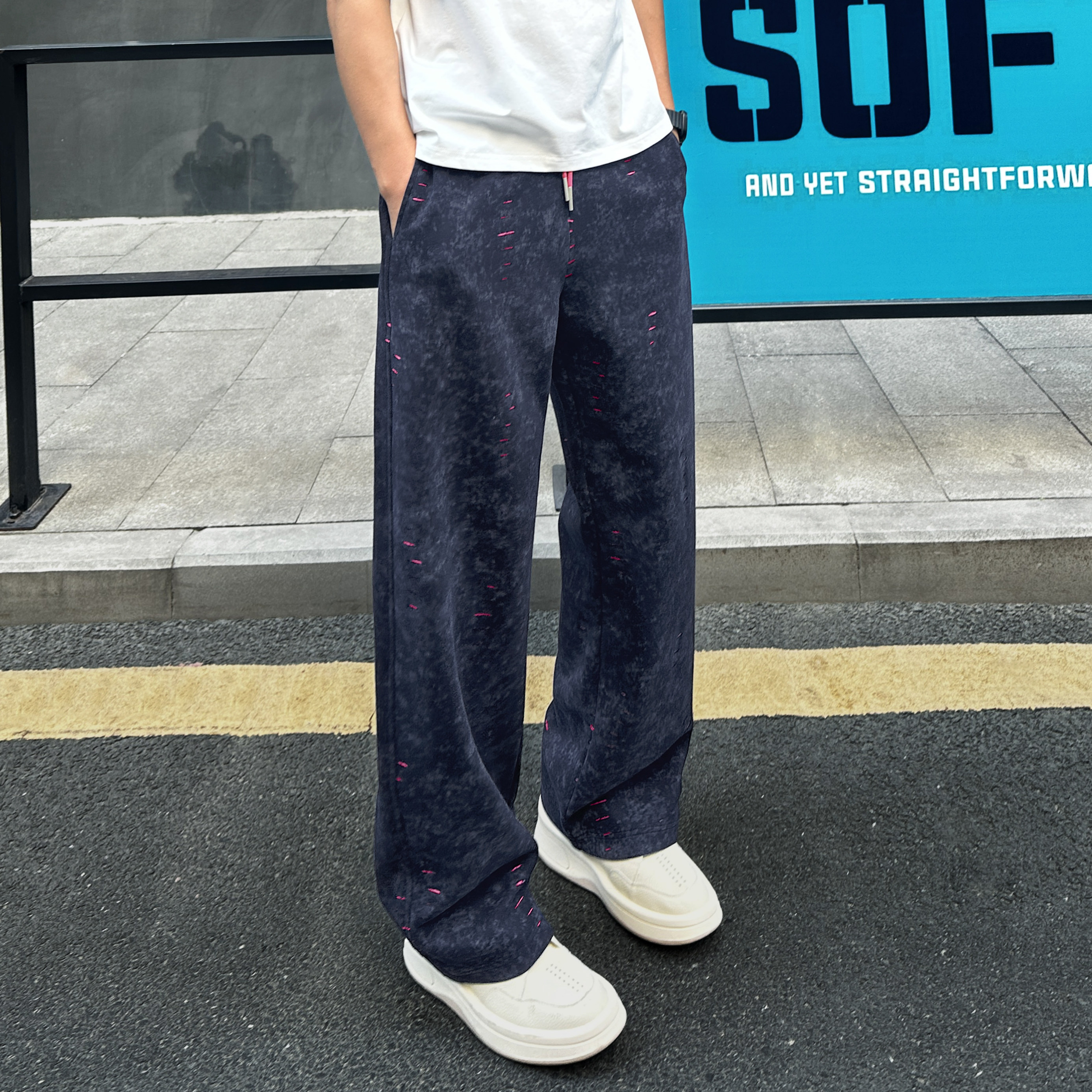 秋冬新款潮流宽松直筒卫裤