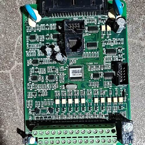 溢价-易驱变频器ED3000主板cpu板CSMBV1.0控制