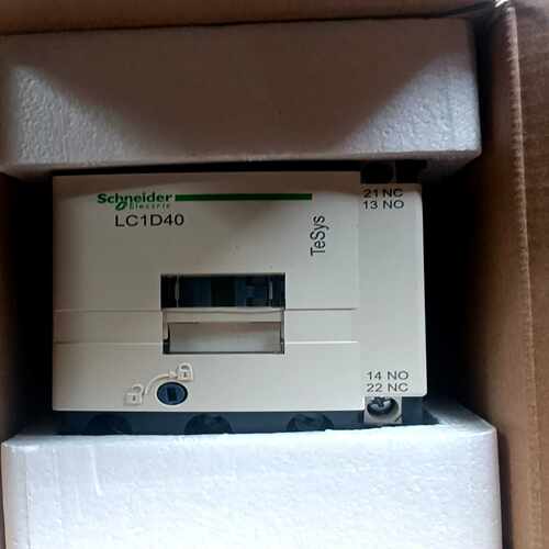 接触器LC1D4011电压220V~询价