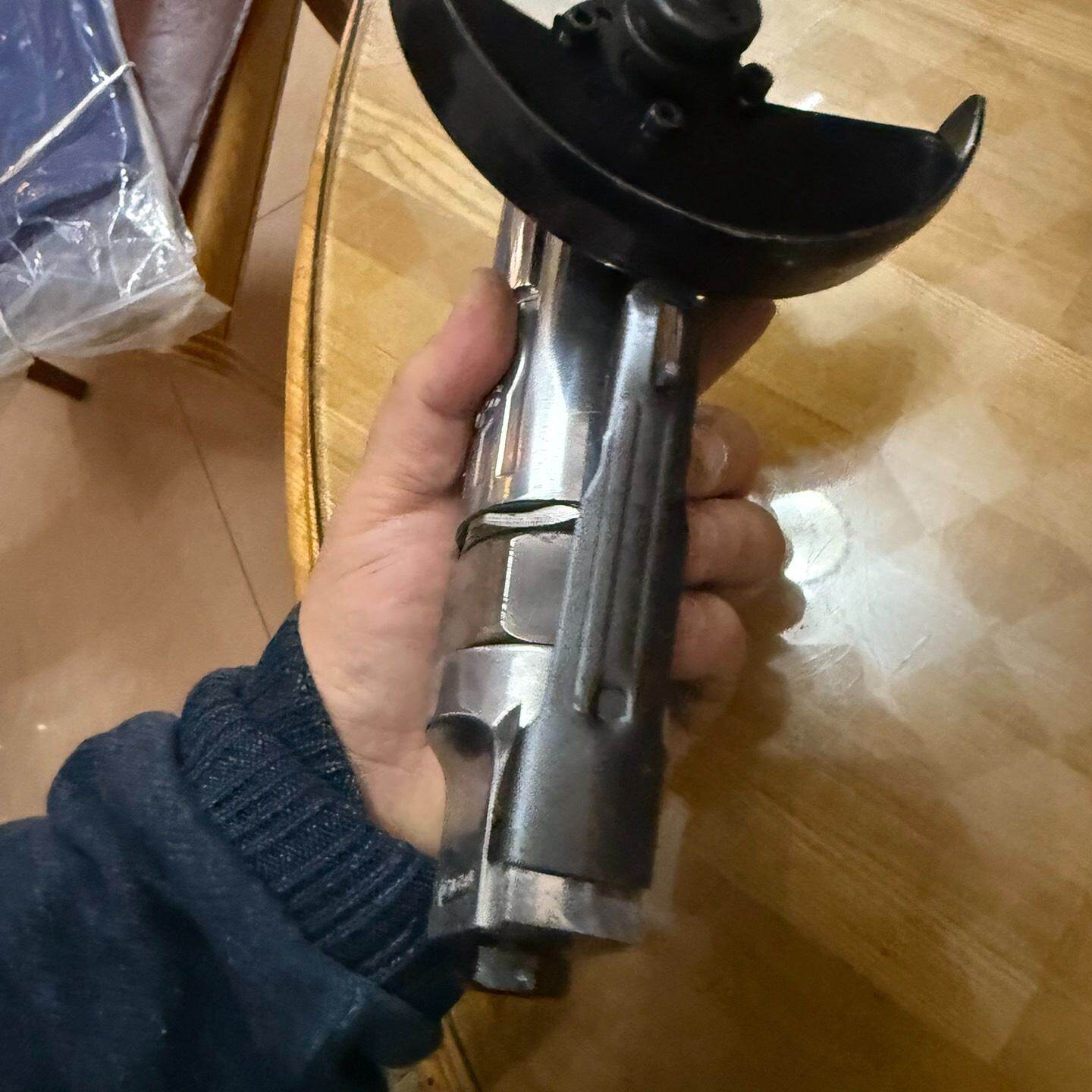 闪电SP-1527A 气动角磨机 有使用氧化痕迹议价