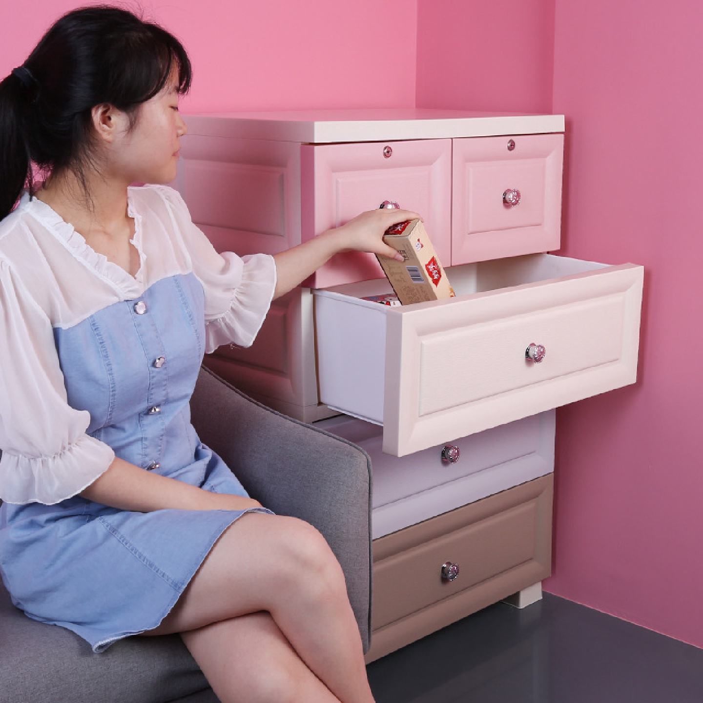 定制床柜家用四层整理柜简约衣服玩具收纳柜带锁抽屉式落地储物柜