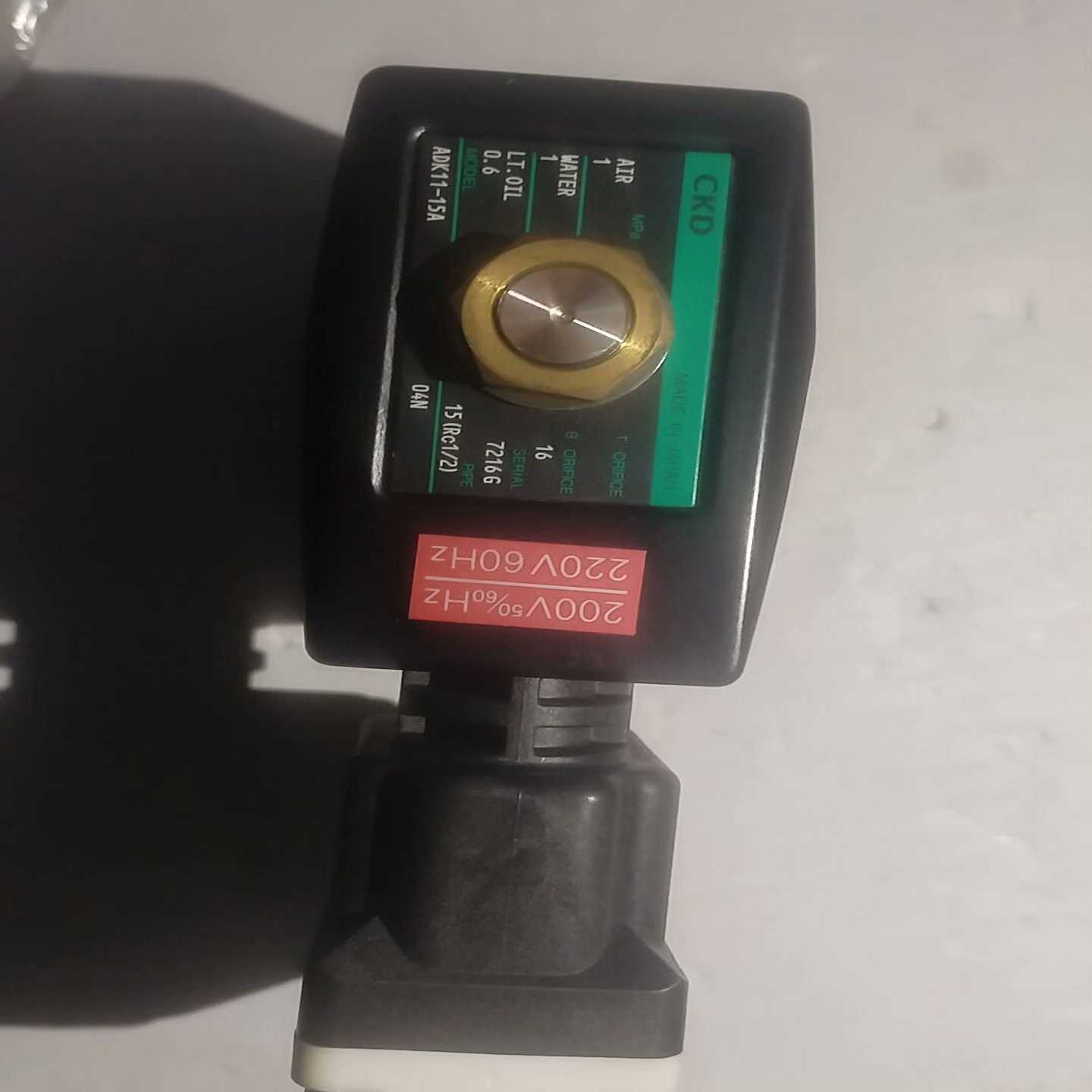 日本原装CKD电磁阀ADK11-15AAC220全新原--议价商品