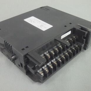 IC693MDL240  GE FANUC  IC693MDL240  Modulo Di Ingresso 120 V