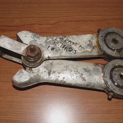 Piper Cherokee PA28140 Main Gear Torque LH Link Assy 780310