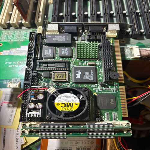 咨询-SBC8251REV:C1半长板卡漂亮功能一切正常