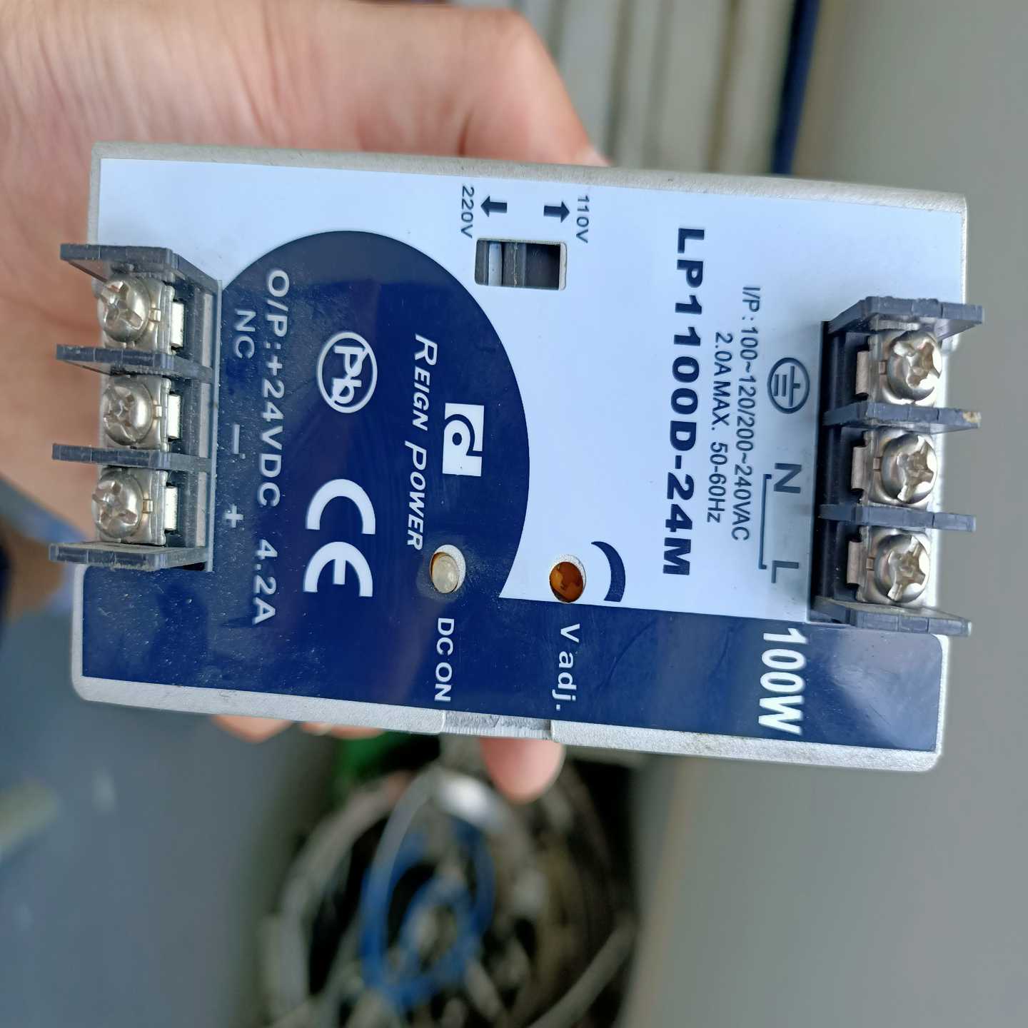 【议价】台湾昂鼎LP1100D-24M导轨式开关电源10适用