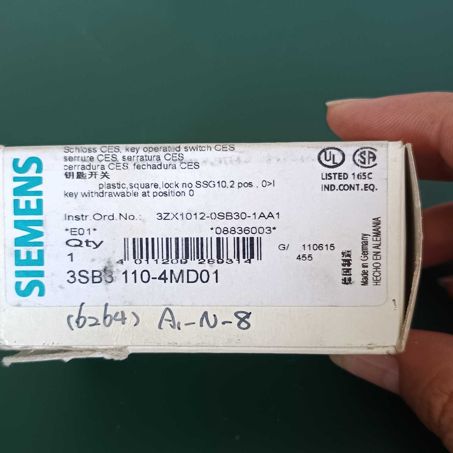 西门子钥匙开关，型号3SB3110-4MD01，全新原装正-议价