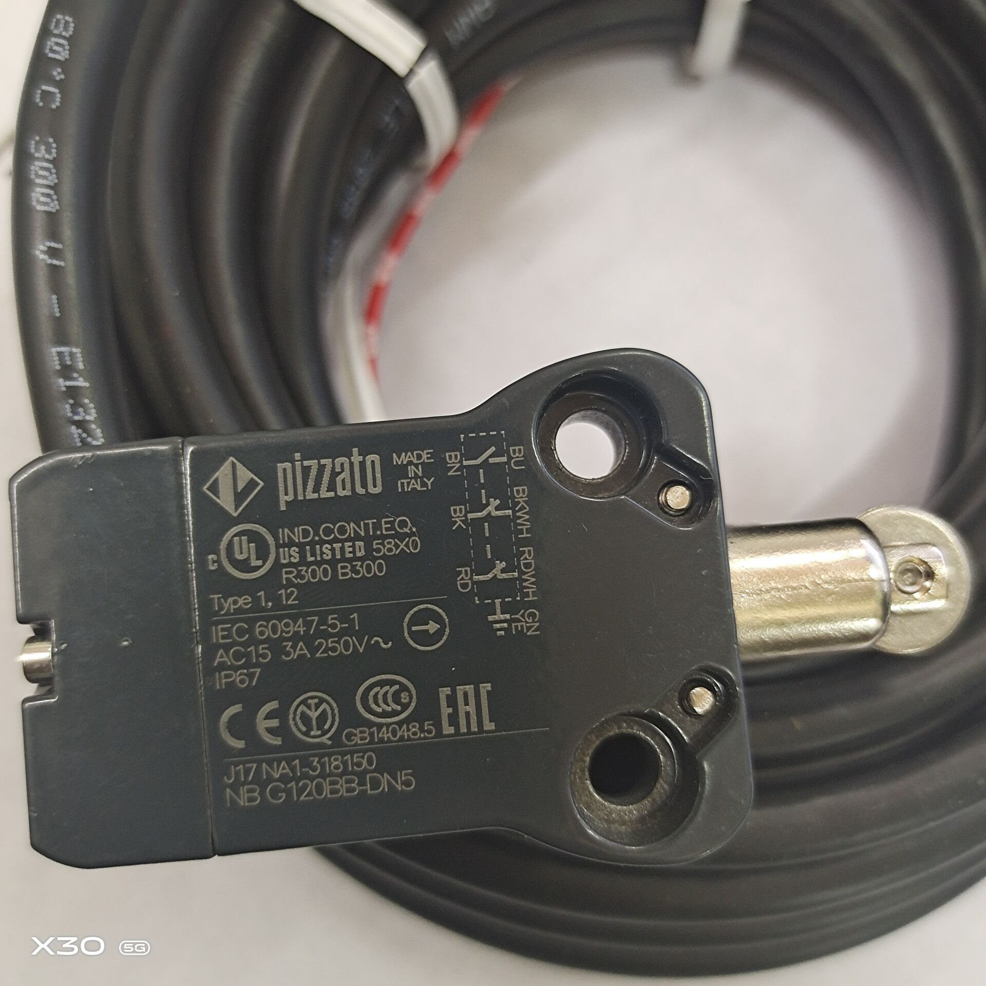 Pizzato意大利行程限位开关NB G120BB-DN5  J17 NA1-318150现