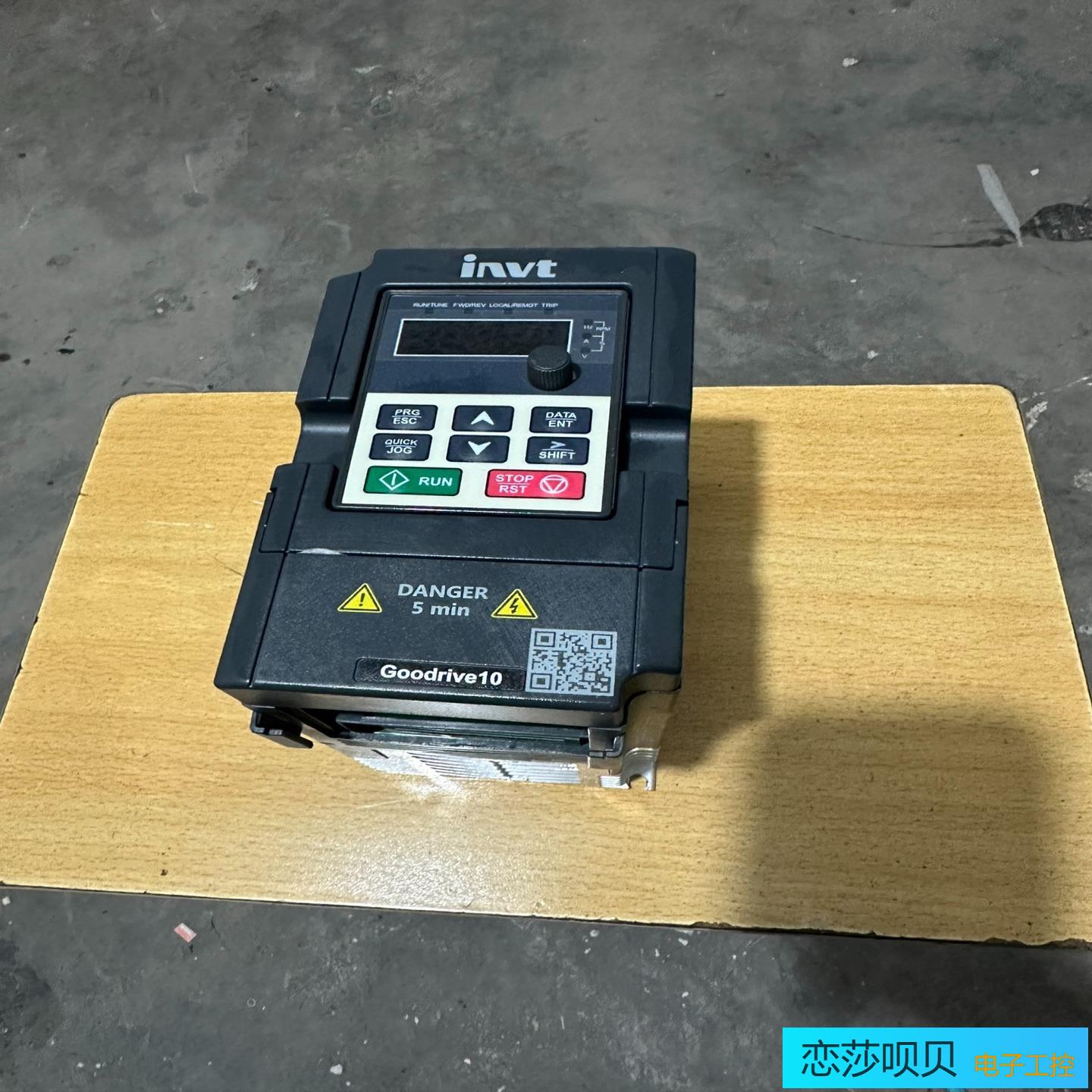 9成新英威腾GD10-0R7G-S2-B变频器075KW2