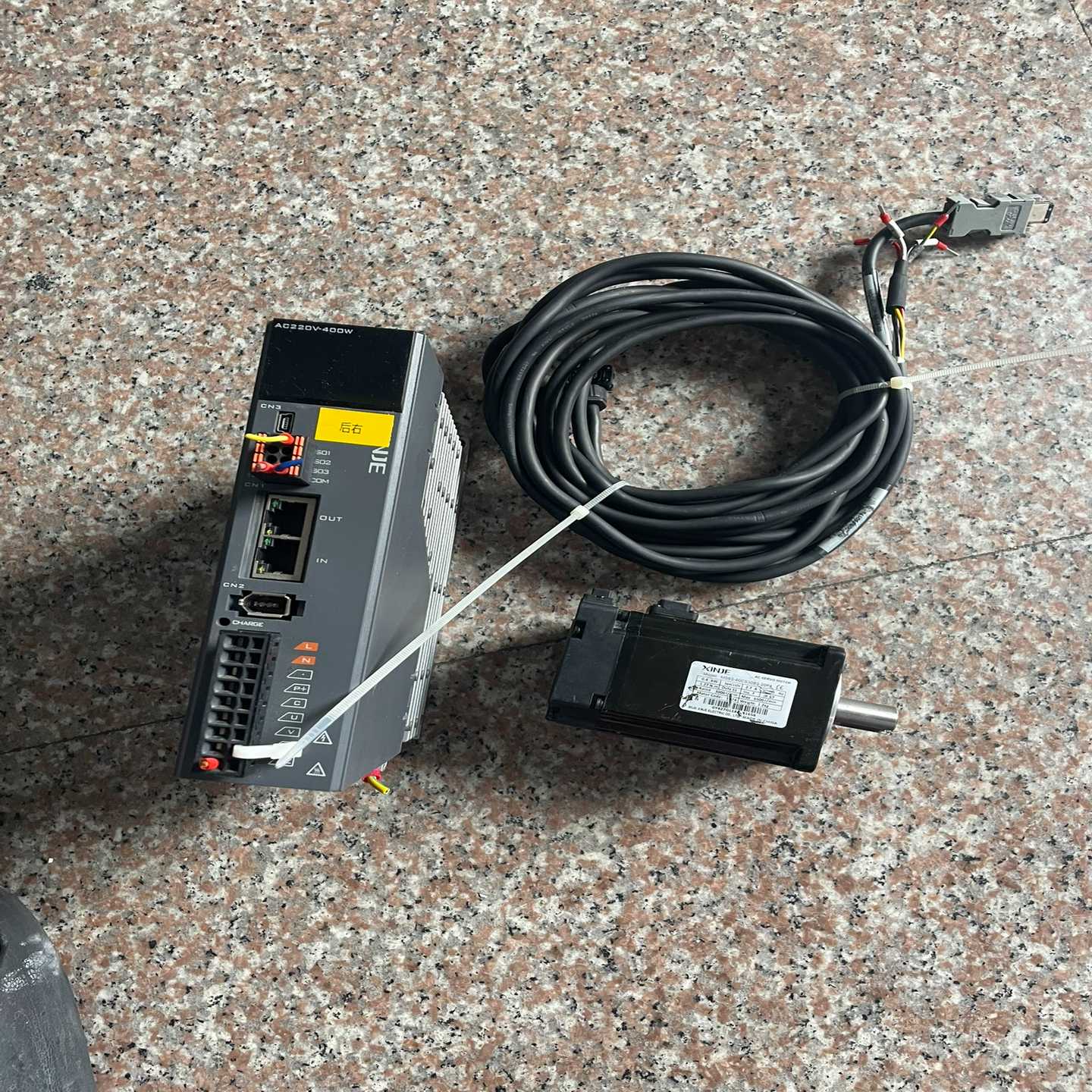 信捷驱动电机伺服套装DS5C1K-20P4-PTA电机MS6询价