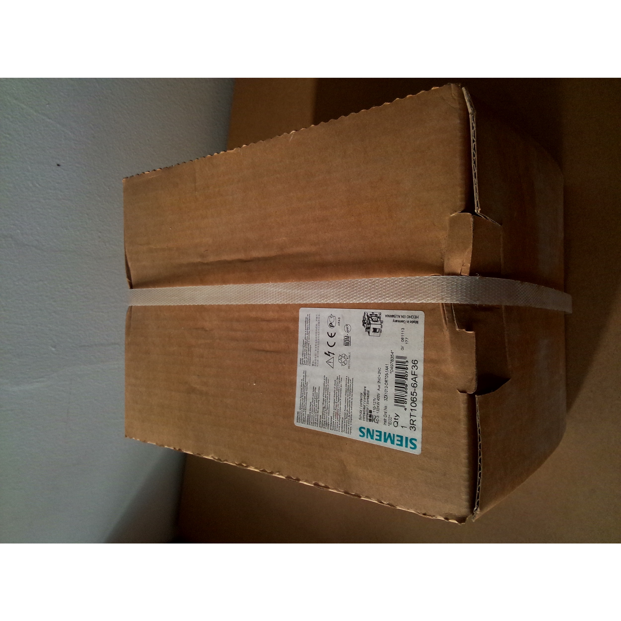 接触器 3RT1064-6AF366AP36  3RT1064-66
