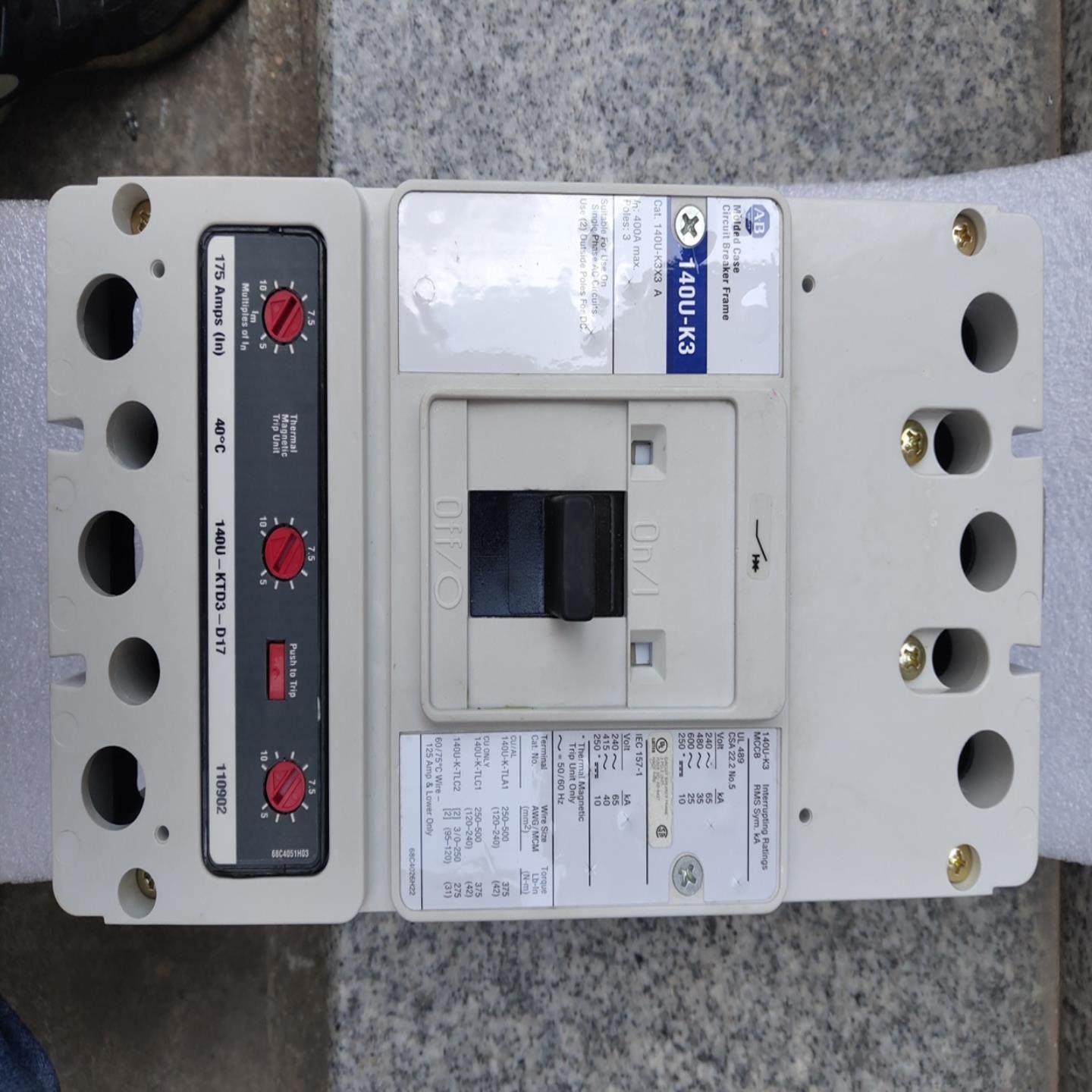 【议价】美国AB 塑壳断路器 140U-K3D3-D17  175A 140U-K3 2