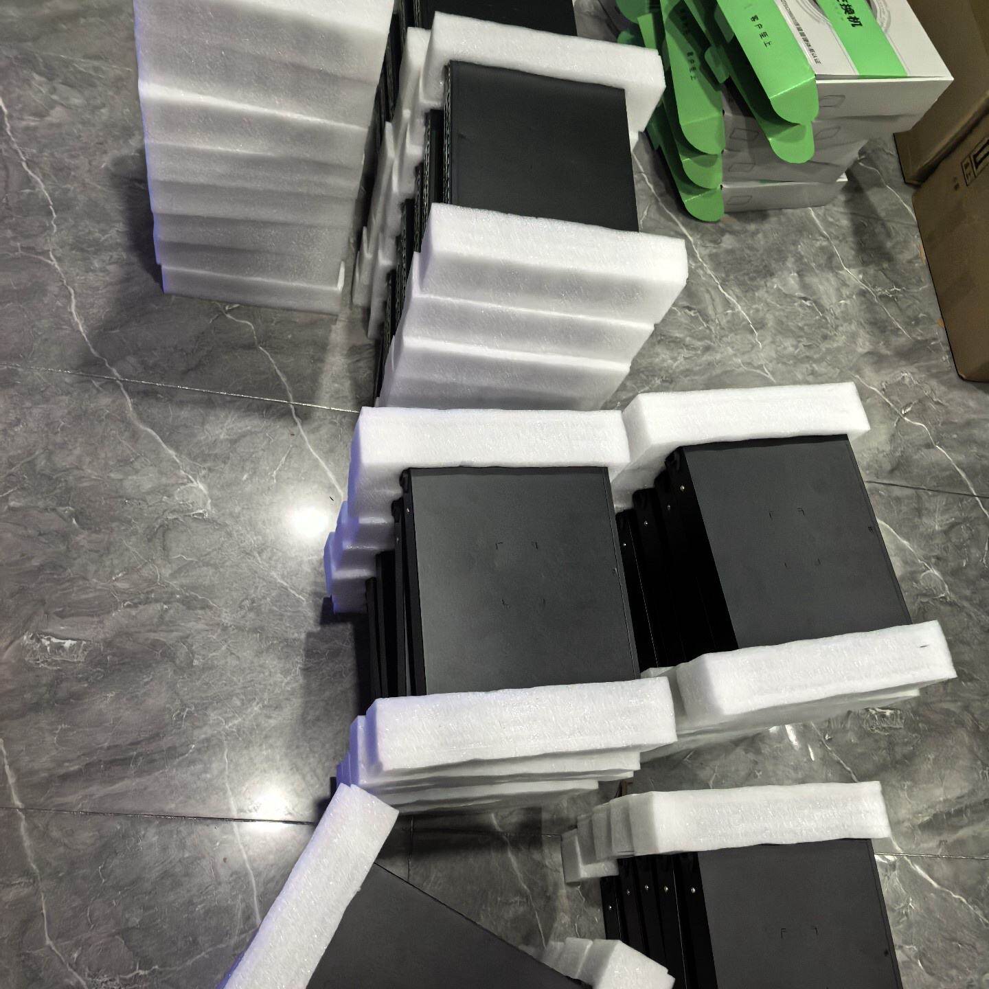 24口楼宇对讲专用POE交换机，24口POE2个千兆上联口--议价商品