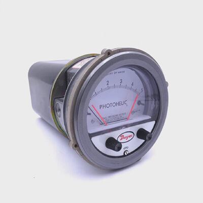 Dwyer Photohelic Series A3000 Type 2 120VAC 5060Hz 6W Druckw