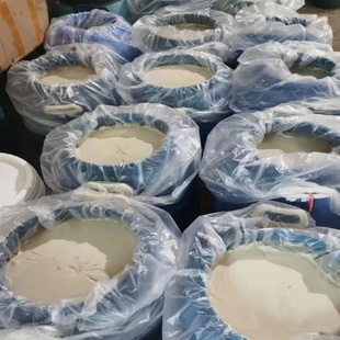 混凝土油性脱模剂专用钢模木模铁模塑料模工业建筑桥梁水泥预制件