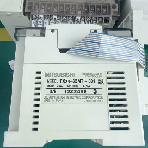 议价Mitsubishi Plc Four Sets Fx2n32Mt001适用
