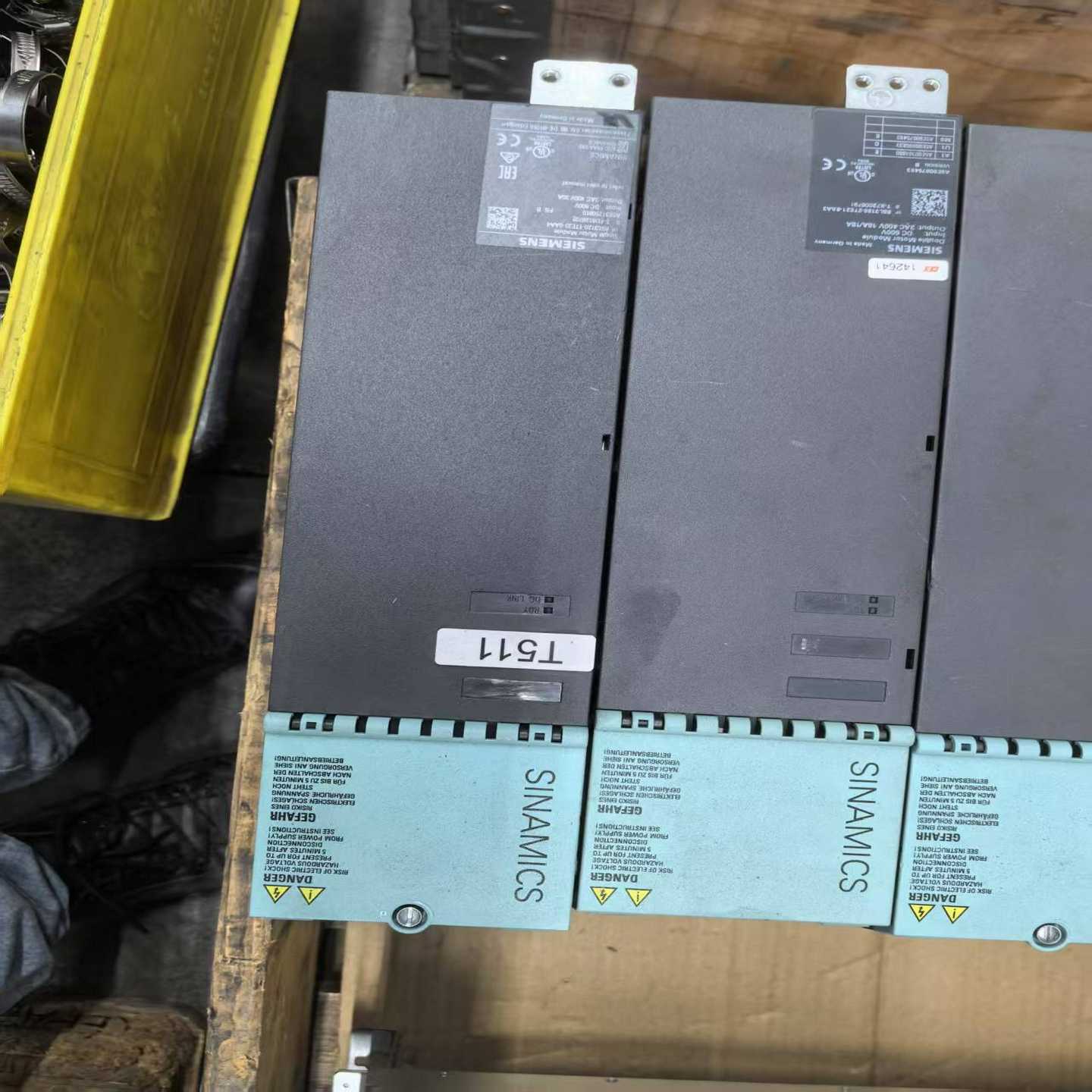 西门子S120驱动器，型号6SL3120-2TE21-8AA--议价商品