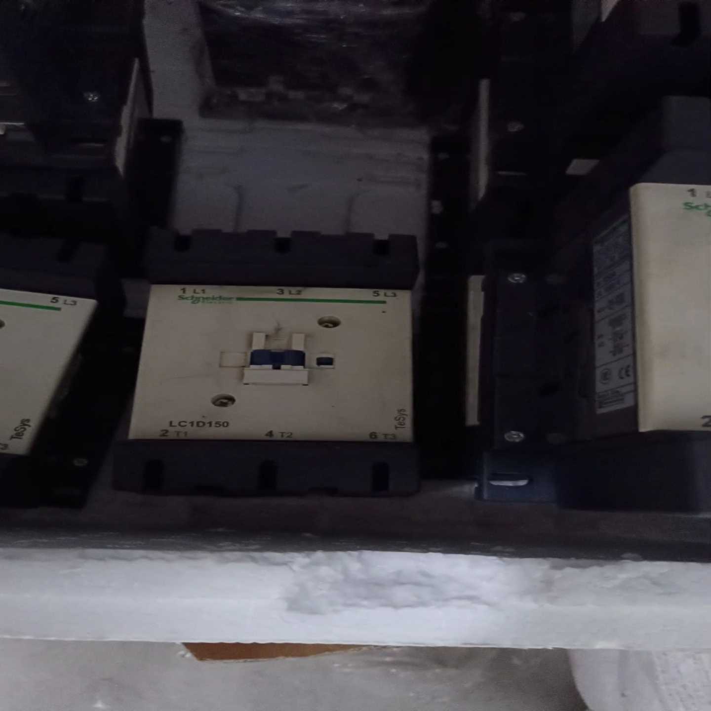 交流接触器LC1D150/M7C--议价商品