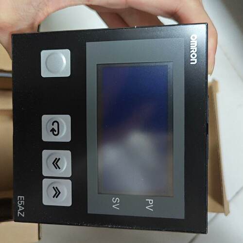 询-E5AZQ3HMT2个100240VAC