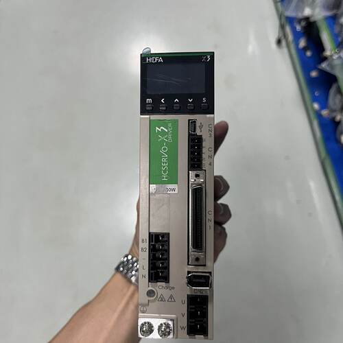 询价-HCFA禾川伺服驱动器SVX3DA010AD100W