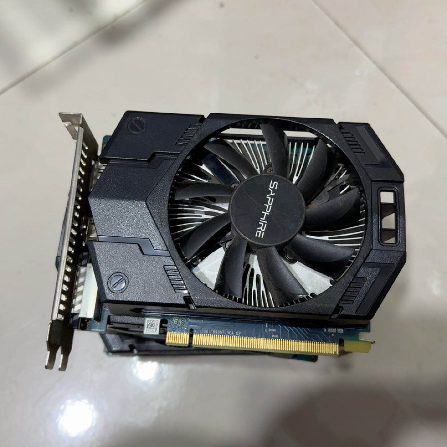 蓝宝石hd7770  1G  D5白金版/台式机显卡 成色如--议价商品
