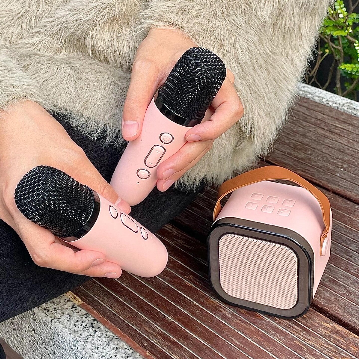 无线蓝牙音响迷你麦克风唱歌点歌声卡一体机儿童家庭ktv套装神器