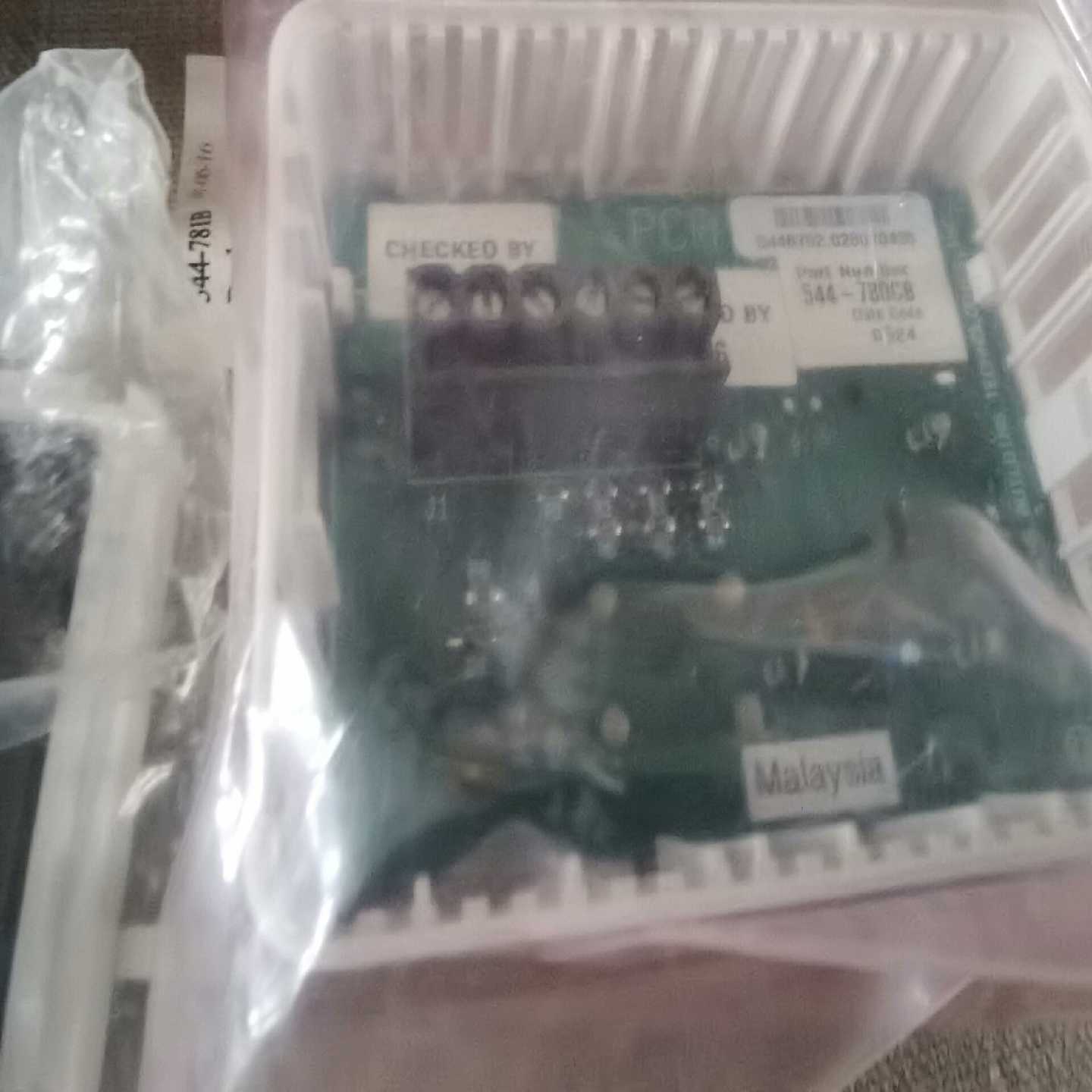 RS540控制开关544-780CB全新原厂实物图