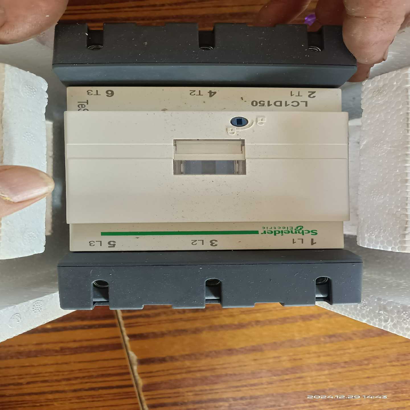 交流接触器LC1D150交流接触器AC220V/150~询价