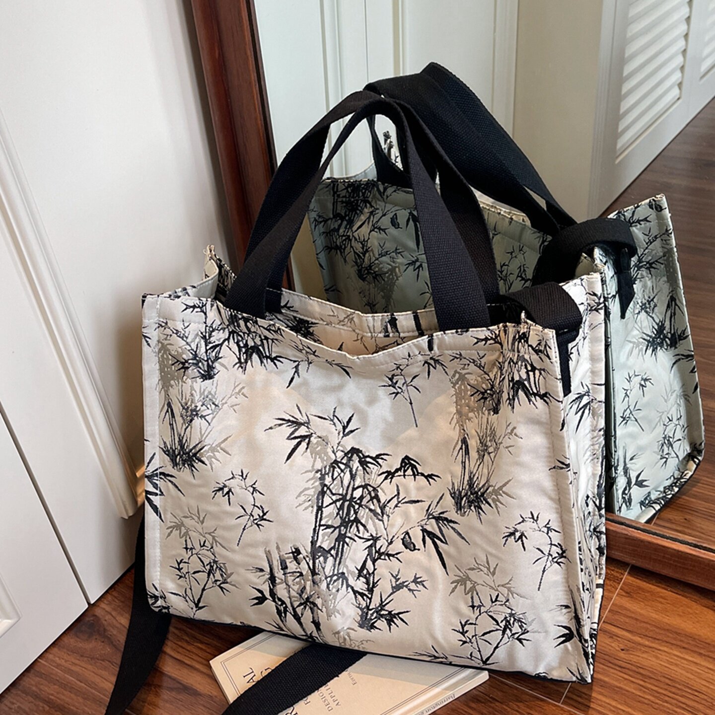 新中式国风帆布包女2025新款休闲通勤斜挎包轻便大容量手提托特包