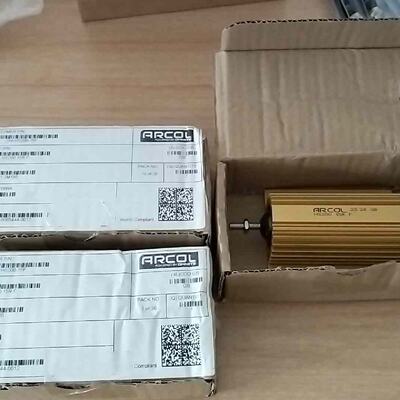 议价ARCOLHS20015RF铝壳电阻.库存3全新有包装可维修