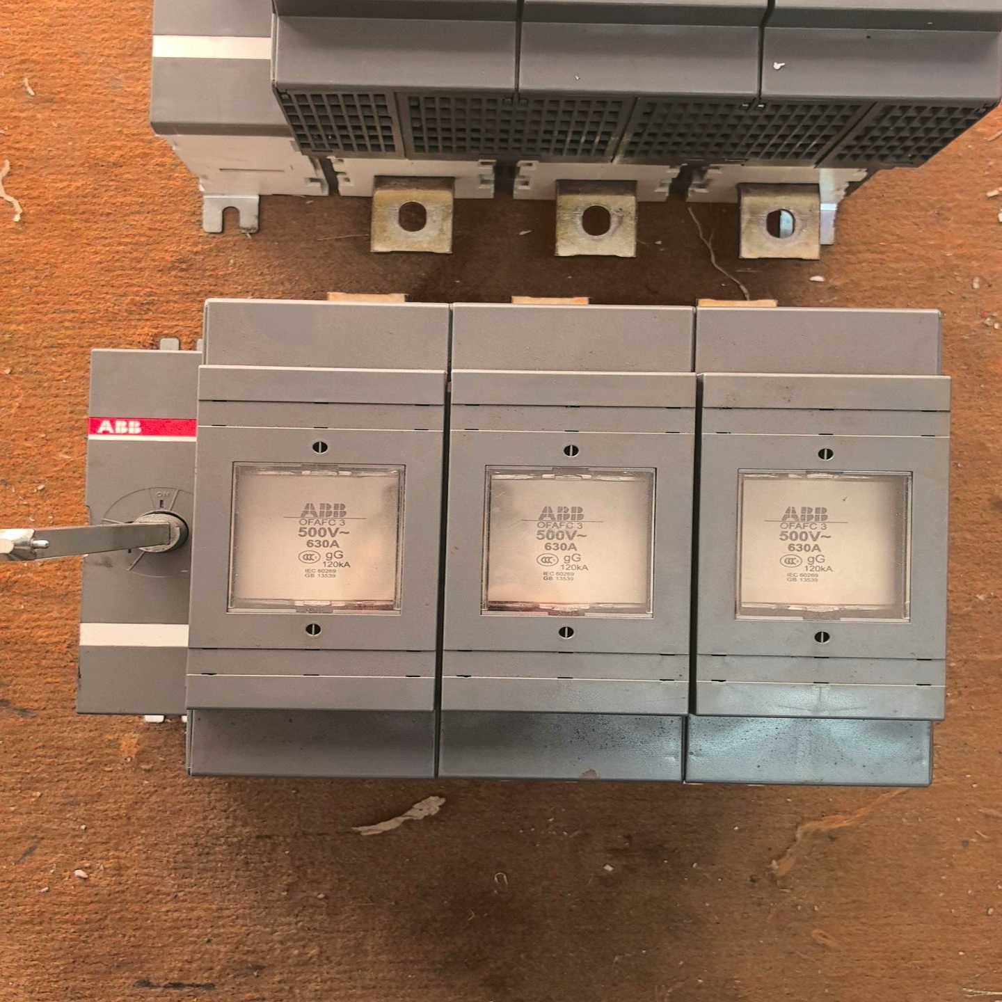ABB熔断式隔离开关 OS630D03~询价