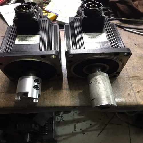 华大伺服电机110ST-M04030LFB，110ST-M0--议价商品