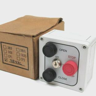 Nuevo MMTC 3B4XL Exterior Tres Botn Cierre Superficie Montur