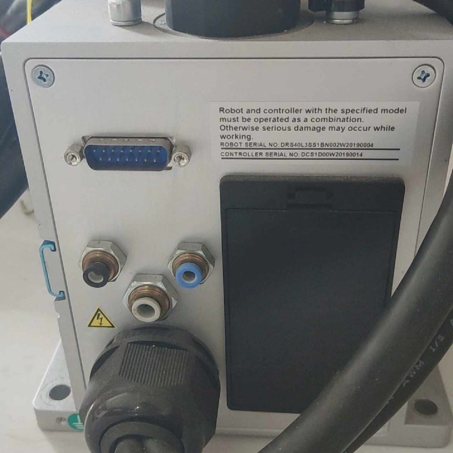 台达机器人套装DRS40L3SS1BN002控制器ASD---议价商品
